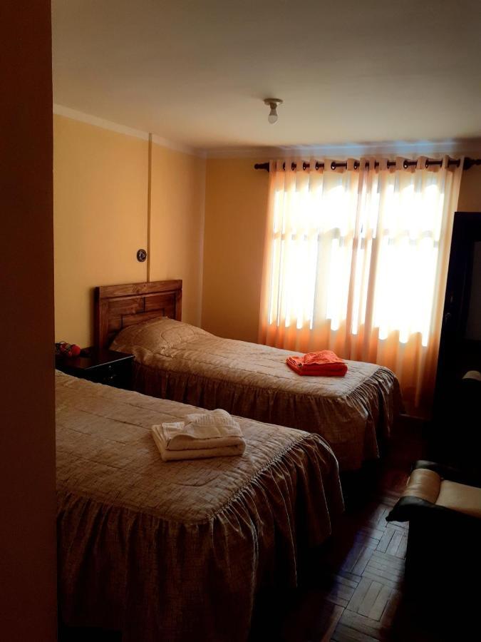 Hostal Nichkito Uyuni Rum bild